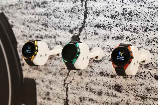 阿玛尼智能腕表第五代,阿玛尼智能手表第四代art5006