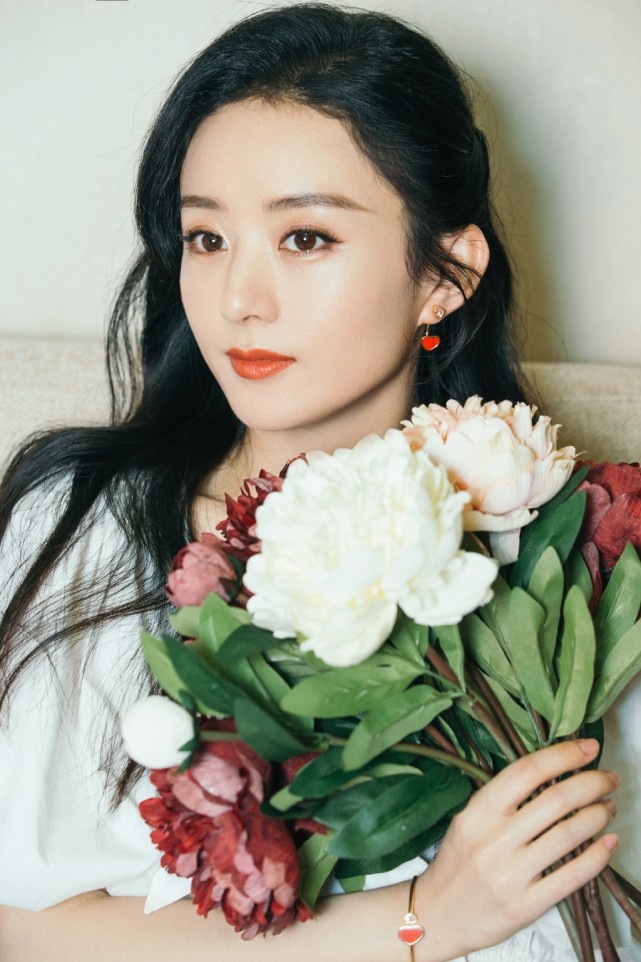 杨幂和赵丽颖谁更有实力,杨幂和赵丽颖人品对比