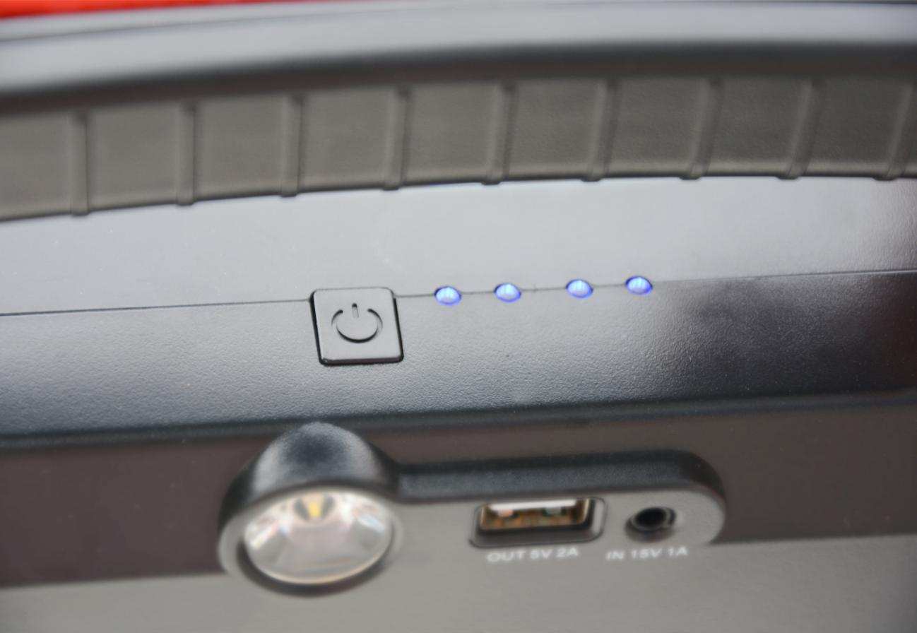 卡儿酷汽车应急启动电源用法,卡儿酷汽车应急启动电源怎么使用