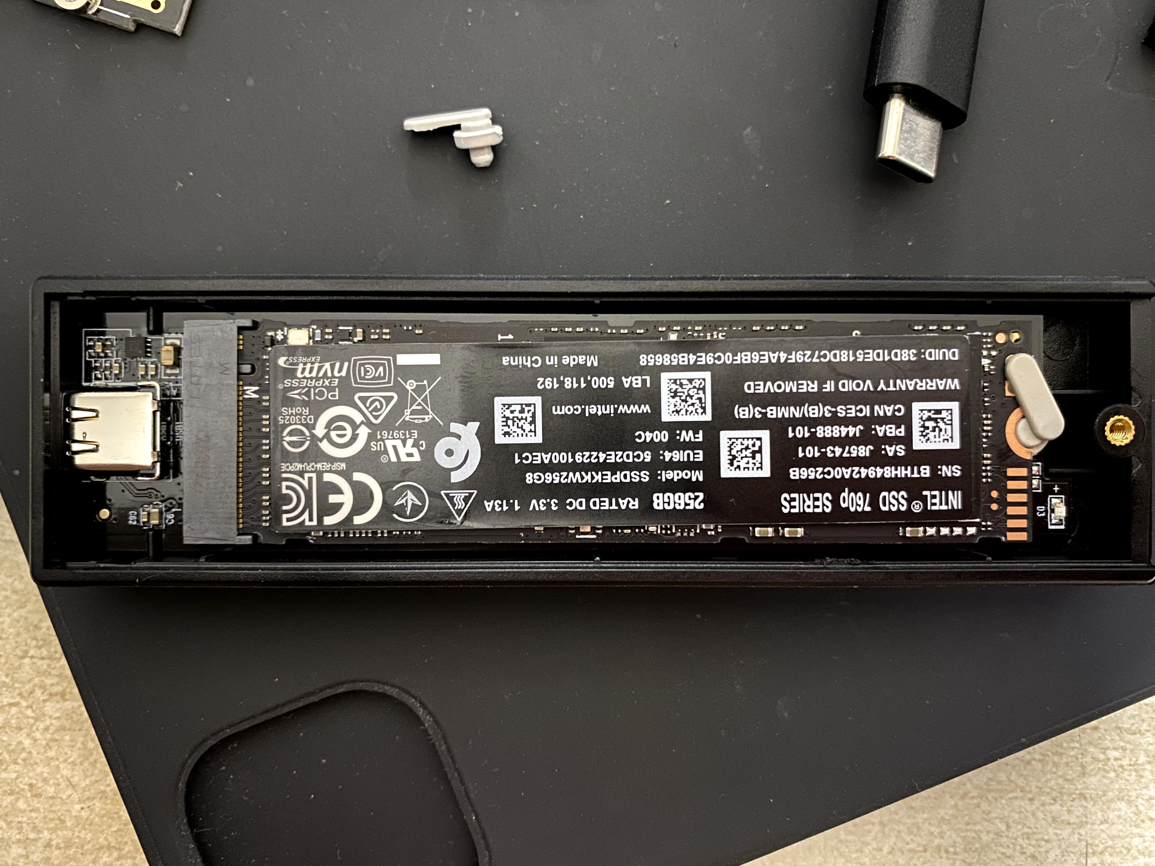 nvme硬盘插在pciex1上,m.2nvme硬盘可以接m.2sata接口吗