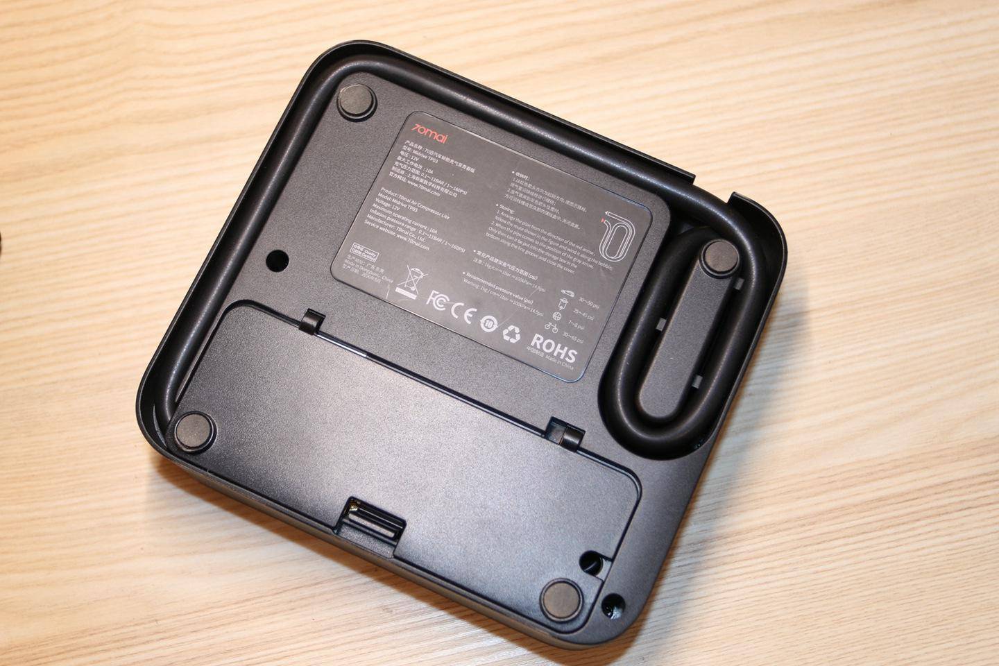 70迈轮胎充气泵青春版怎么使用,70迈车载汽车轮胎充气泵