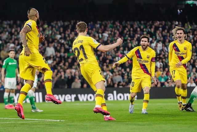 梅西是否已经超越了马拉多纳,梅西历史地位是否超越马拉多纳