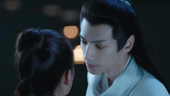 罗云熙月上重火有多好看,罗云熙白鹿长月烬明豆瓣评分