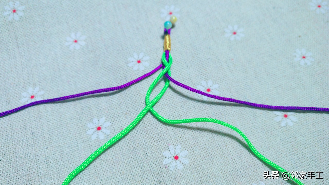 圆形四股辫编错了怎么办,圆形四股辫手链编法全程