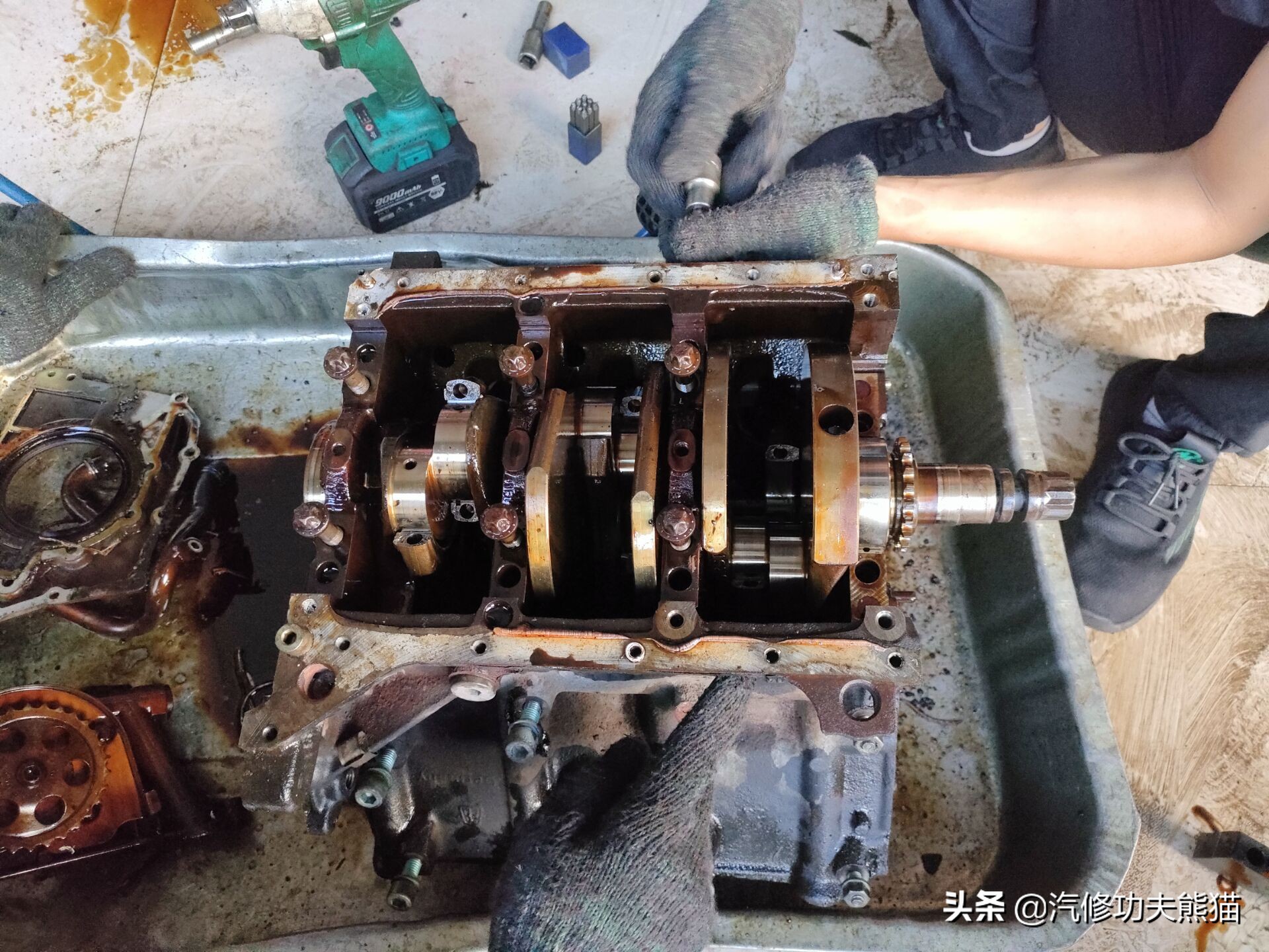 2003年老奥迪a6,2012年奥迪a6经典