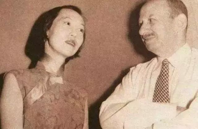 才女张爱玲一生中的三次婚恋,张爱玲一生婚姻坎坷视频