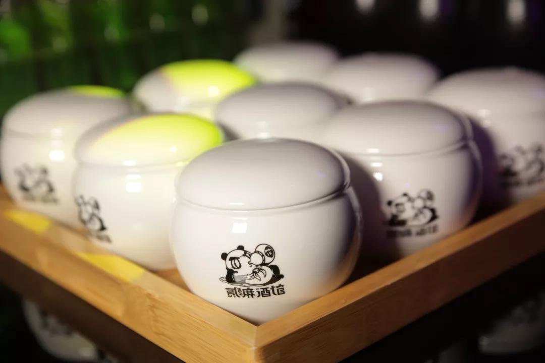 成都网红小酒馆凭什么火爆出圈,成都最火小酒馆