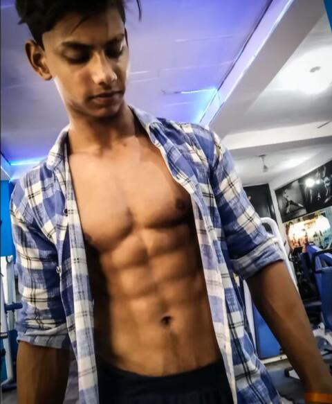 小伙两年从156斤瘦到98,18岁小伙增胖50斤