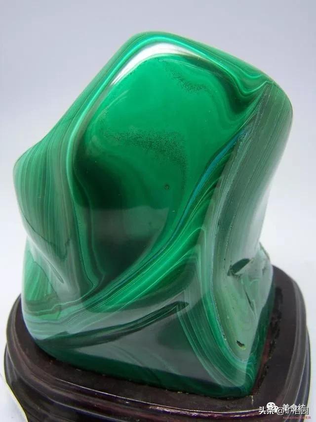 这四种玉石你确定会分辨吗,这几种玉石不注意保养就会发黄