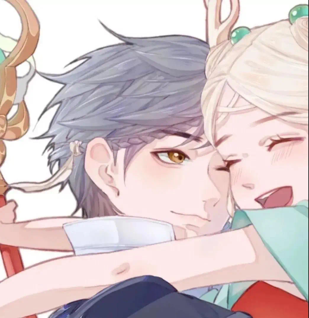 情侣头像一人一半王者光荣版的,王者光荣情侣头像拿着手机挡住脸