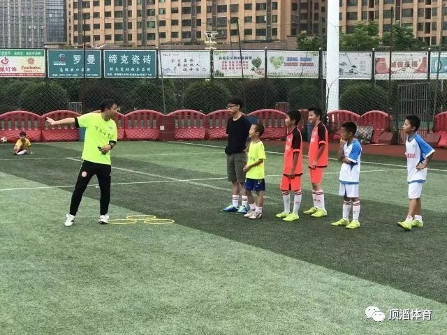 2020-2021足坛大事回忆,预测足坛未来十年的事件