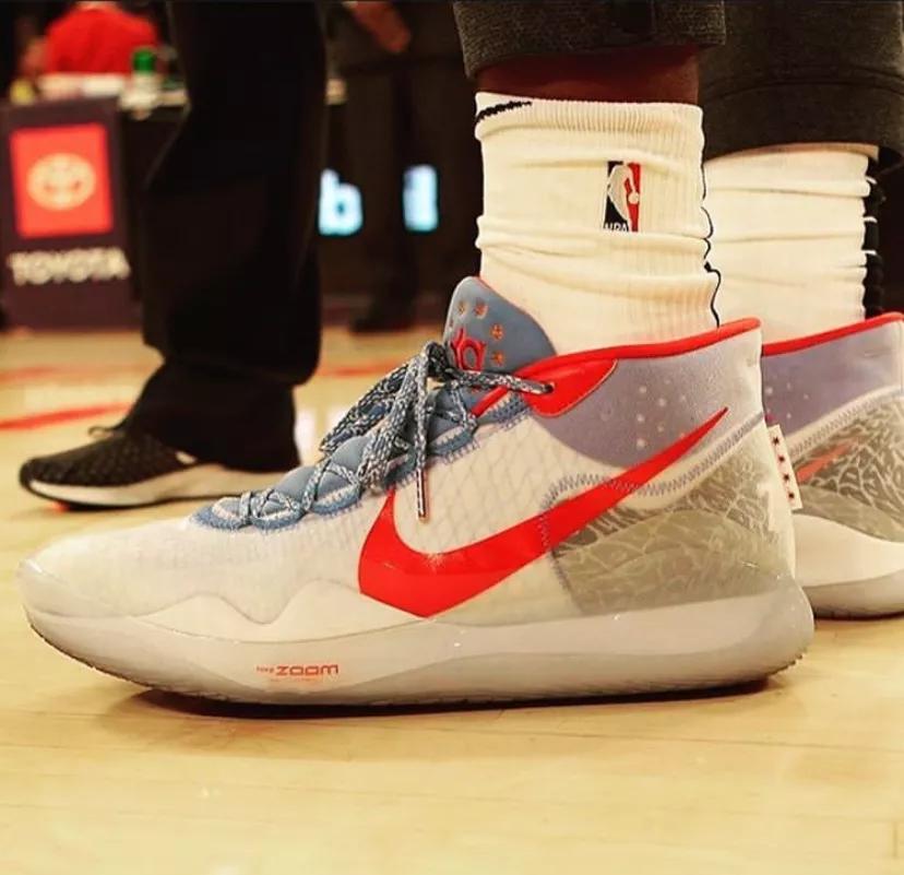 nba球鞋上脚杜兰特13,nba球星上脚杜兰特球鞋