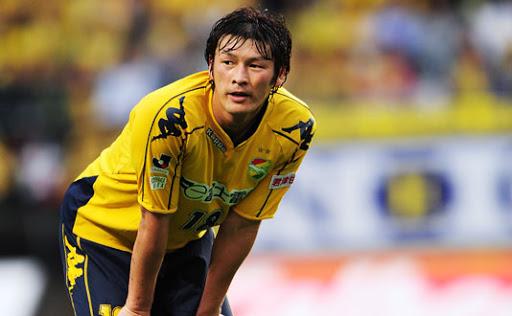 在日本联赛的球员,在中超踢球的日本人有几位