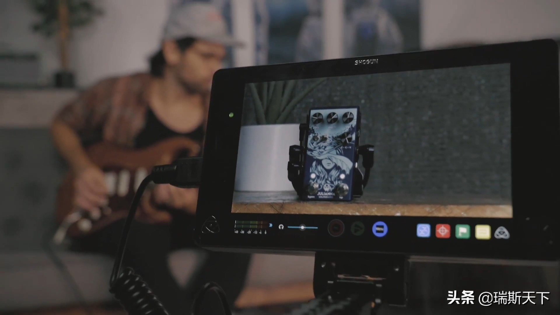 著名吉他手的必备效果器有哪些,十种常用电吉他效果器