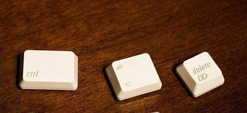 IT大神不小心透漏出入侵电脑密码的绝技，秒破解