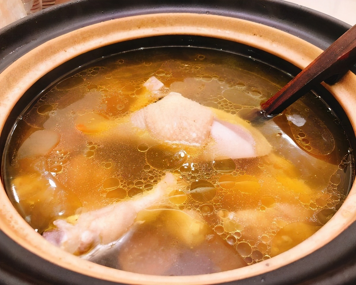 尿酸一直高会不会导致肾衰竭,尿酸导致肾衰竭平常能吃什么