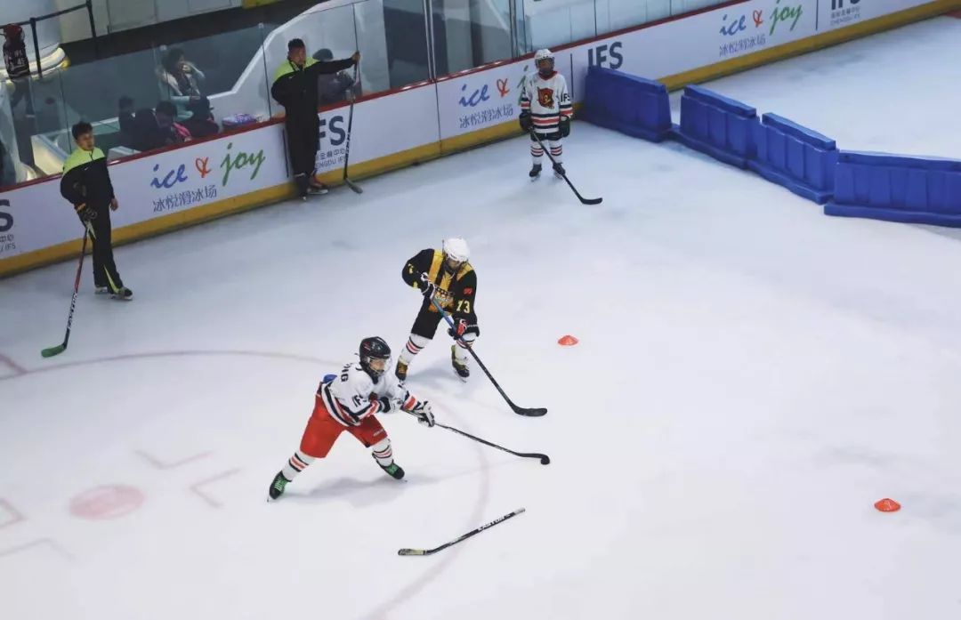 酷炫！圈粉成都娃的这些“贵族运动”到底“贵”在哪？