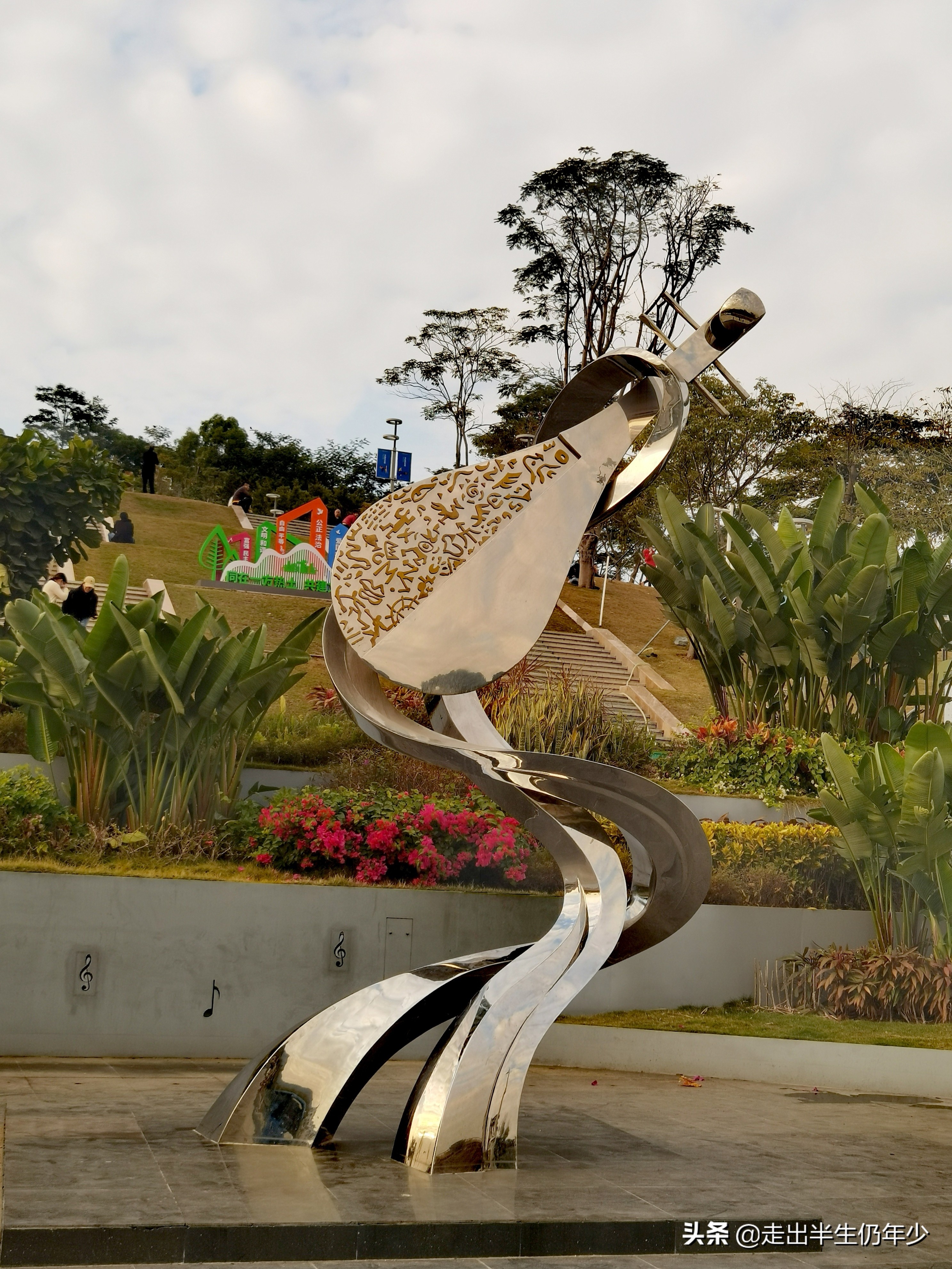 深圳有多少个公园景点,深圳室内足球场