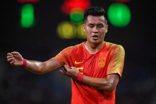 上港5人引援名单曝光,恒大飞翼在列顶薪签国脚,中超冬窗第一买家