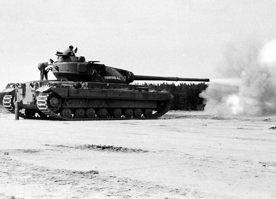 战车溯源m4a3e2,is-3坦克表现