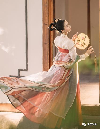 购买汉服前的必读指南,新手买汉服刚入手建议什么牌子