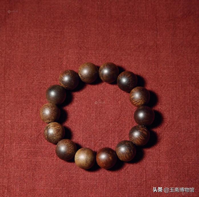 拍卖佛珠多少钱一串,价值50万以上的佛珠