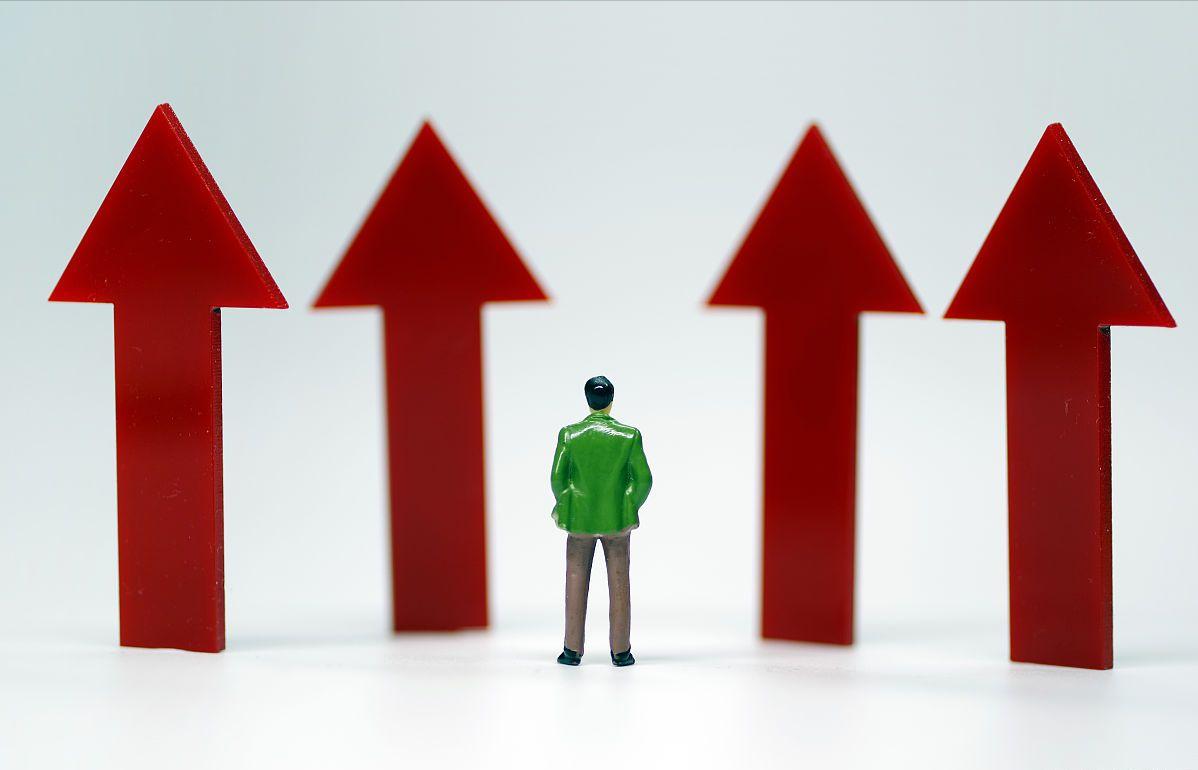 近日抱团股集体下挫市场怎么了,抱团股涨跌互现终结a股四连阳