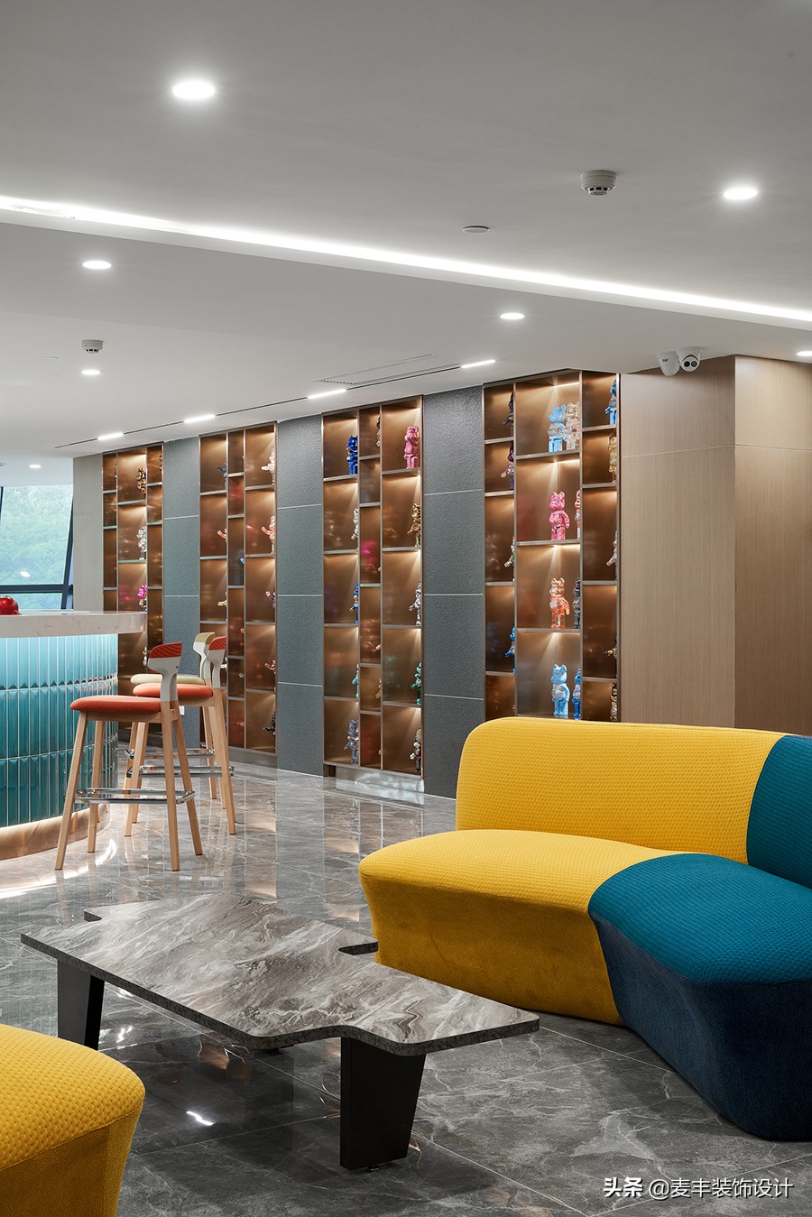 杭州豪华型汽车洗美店THEONE，1000㎡现代主义工装项目落地