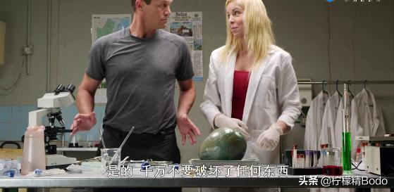 什么是科幻神剧情？美国电影《恐龙侵袭》，上海堡垒也要让位