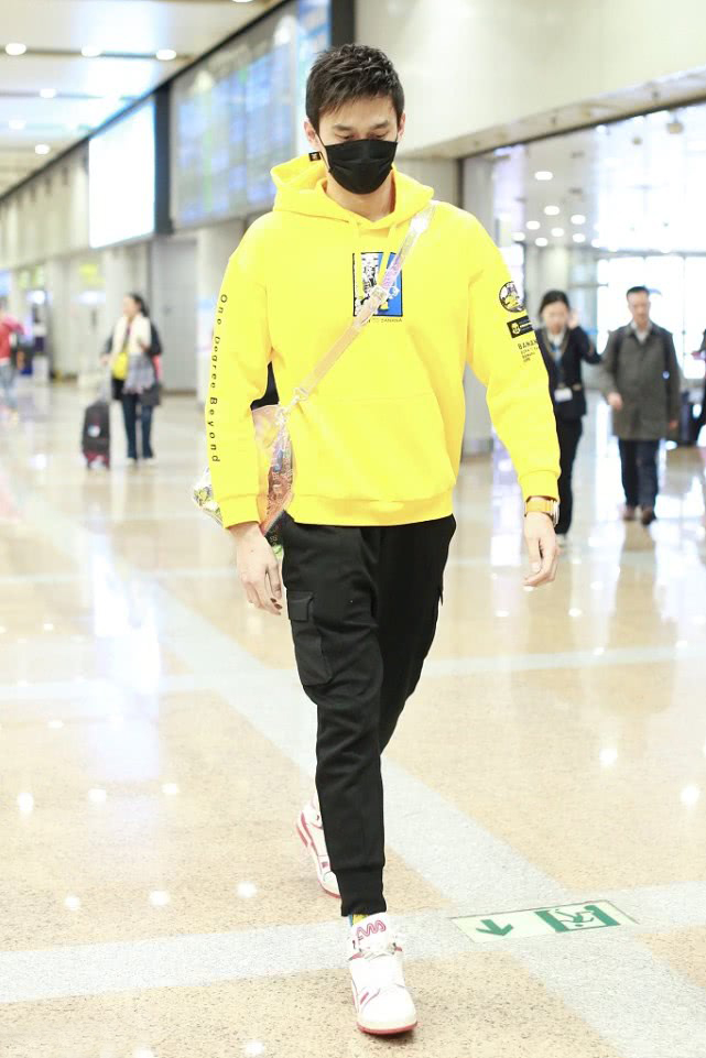 孙杨穿什么裤子好看,孙杨穿衣搭配图片