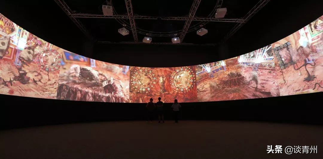 中国人烧给死人的纸扎，登上巴黎设计周，还被法国的博物馆收藏