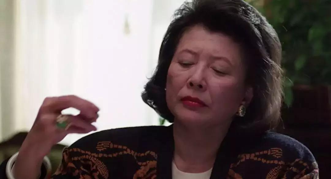 86岁的好莱坞华人教母：我是一只独来独往的豹，不需要结婚