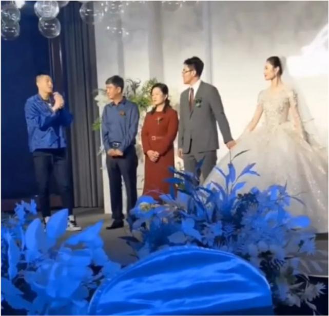 郭艾伦韩德君辽篮训练场,生死战前郭艾伦训练场