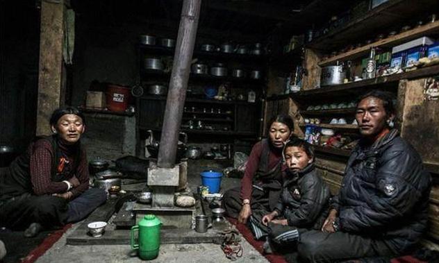 尼泊尔一妻多夫制怎么安排,现在尼泊尔婚姻还是一妻多夫制吗