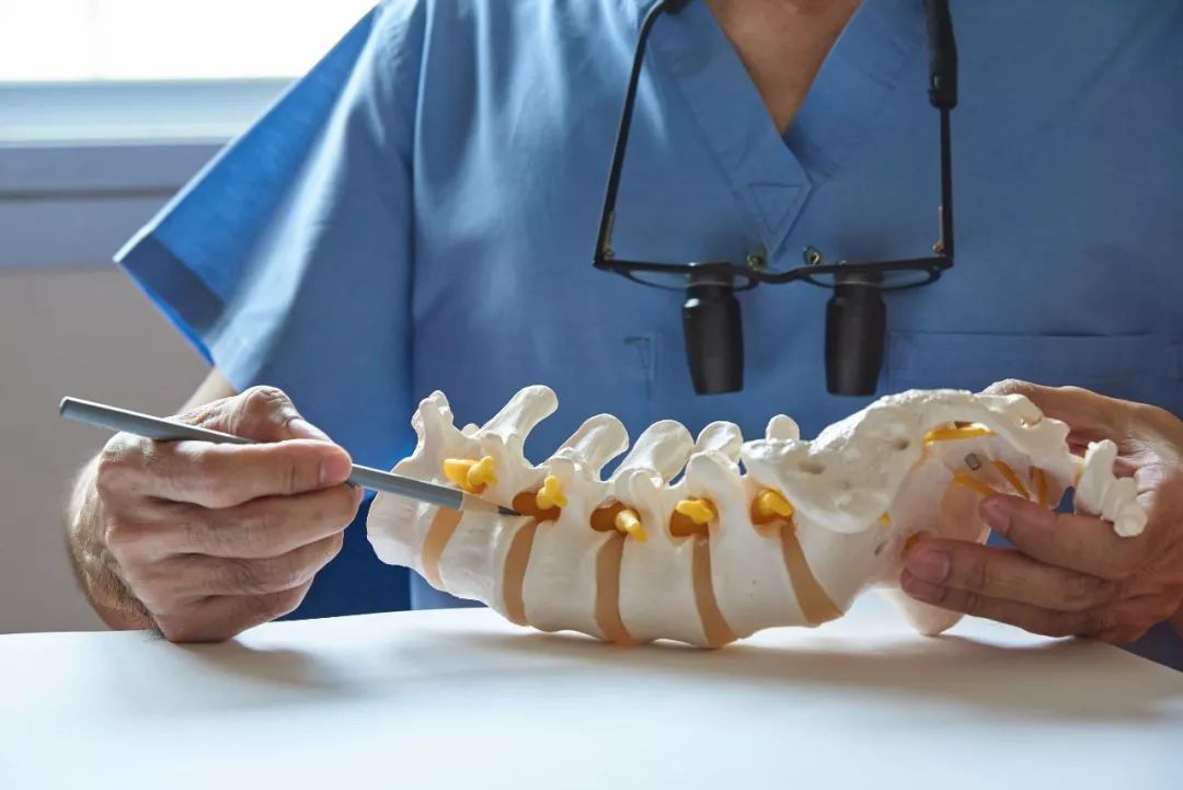 腰椎间盘突出能不能自愈？医生回答可以