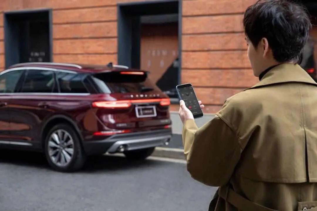 撕掉标签，是迈向高能人生的第一步