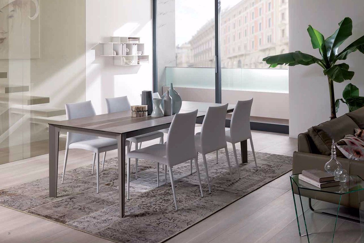 实木圆餐桌椅效果图,阳光家具实木餐桌椅