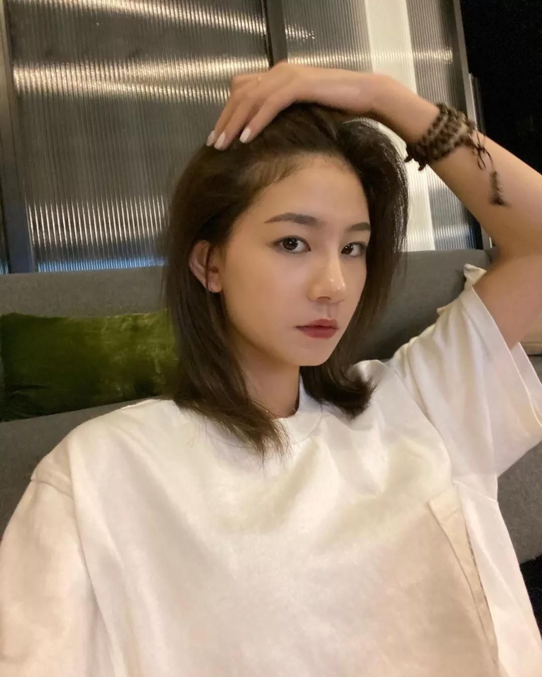 脸大的女生比较适合什么发型,脸大的女生适合怎样的发型显年轻