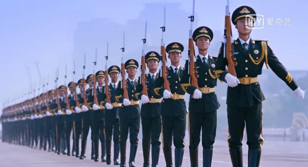 2019阅兵式高清燃集,2019国庆节阅兵超燃victory