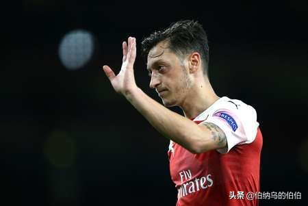 很遗憾，种族歧视依旧没有远离球场。