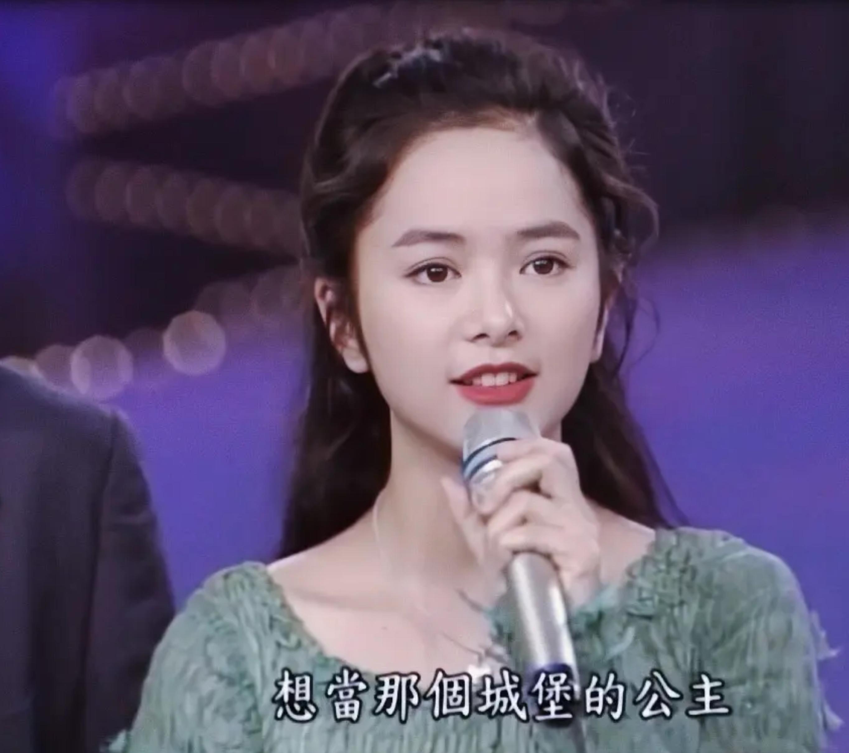 叶蕴仪素颜近况,叶蕴仪年轻颜值