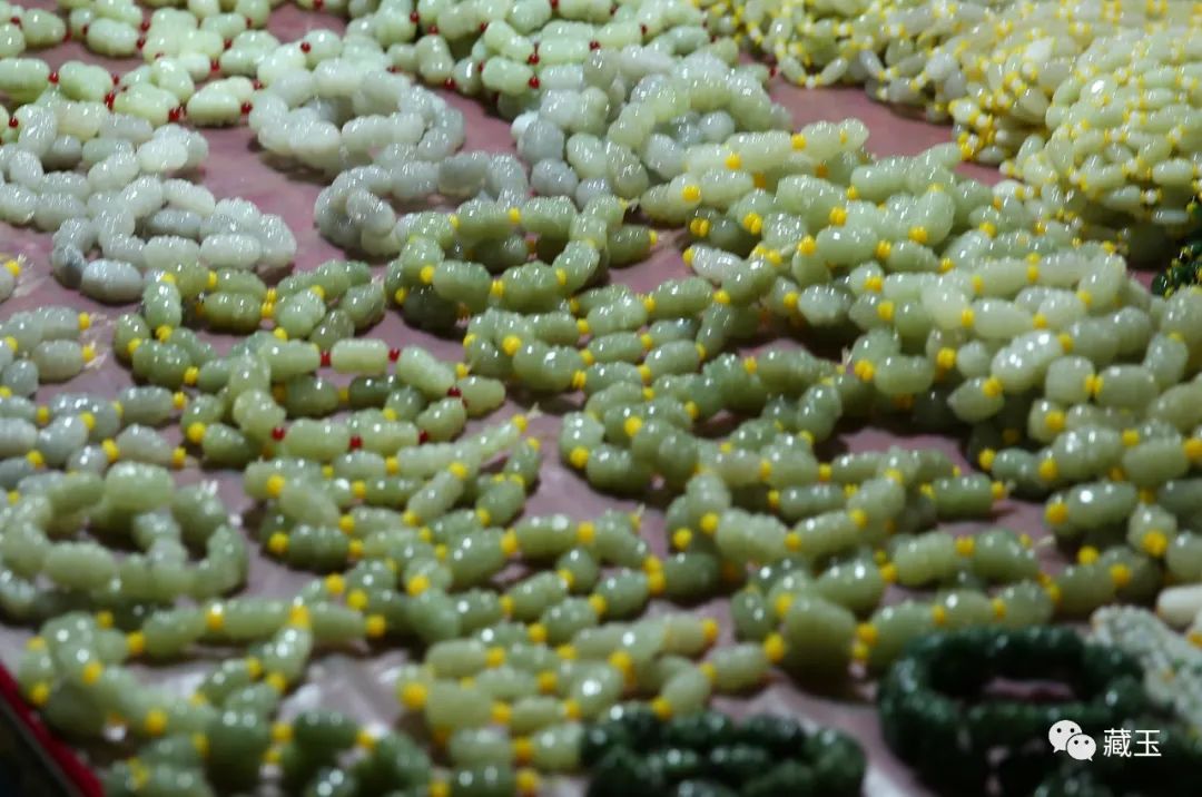 一块黄玉有多少钱,哪里黄玉值钱