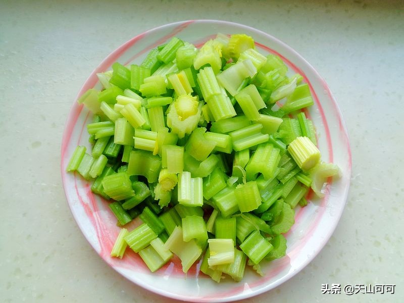 炒田螺需要哪些食材,炒田螺怎么中和寒性