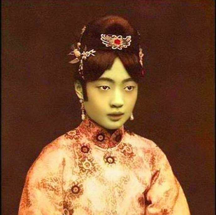 清朝二十八位皇后的影视形象,清朝皇帝皇后古装写真