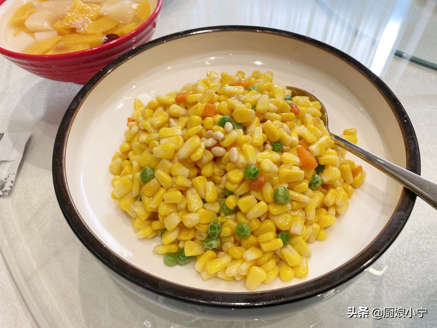 龙抬头，两个侄子过生日，1桌饭菜花880，弟妹不高兴了