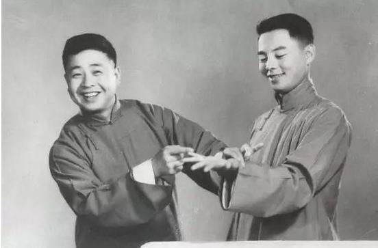 拒绝*脑洗**，相声起源并非地摊，通俗不是三俗的挡箭牌