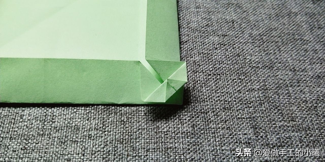幸运草的盒子折纸教程,装四叶草盒子简单折纸