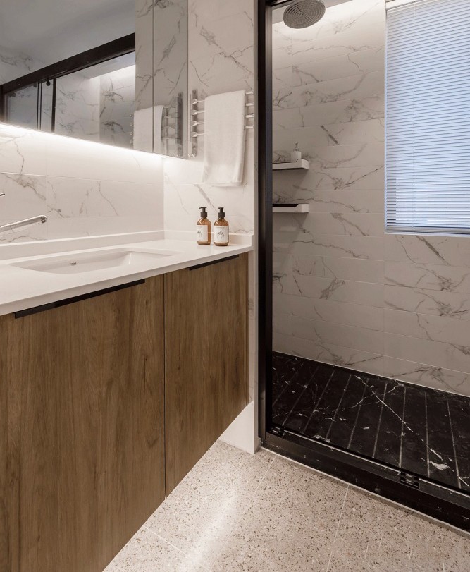 卫生间浴室柜该选好的吗,卫生间潮浴室柜怎么选比较实用