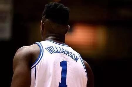 目前球鞋最值得入手nike,最不值得买的球鞋nike