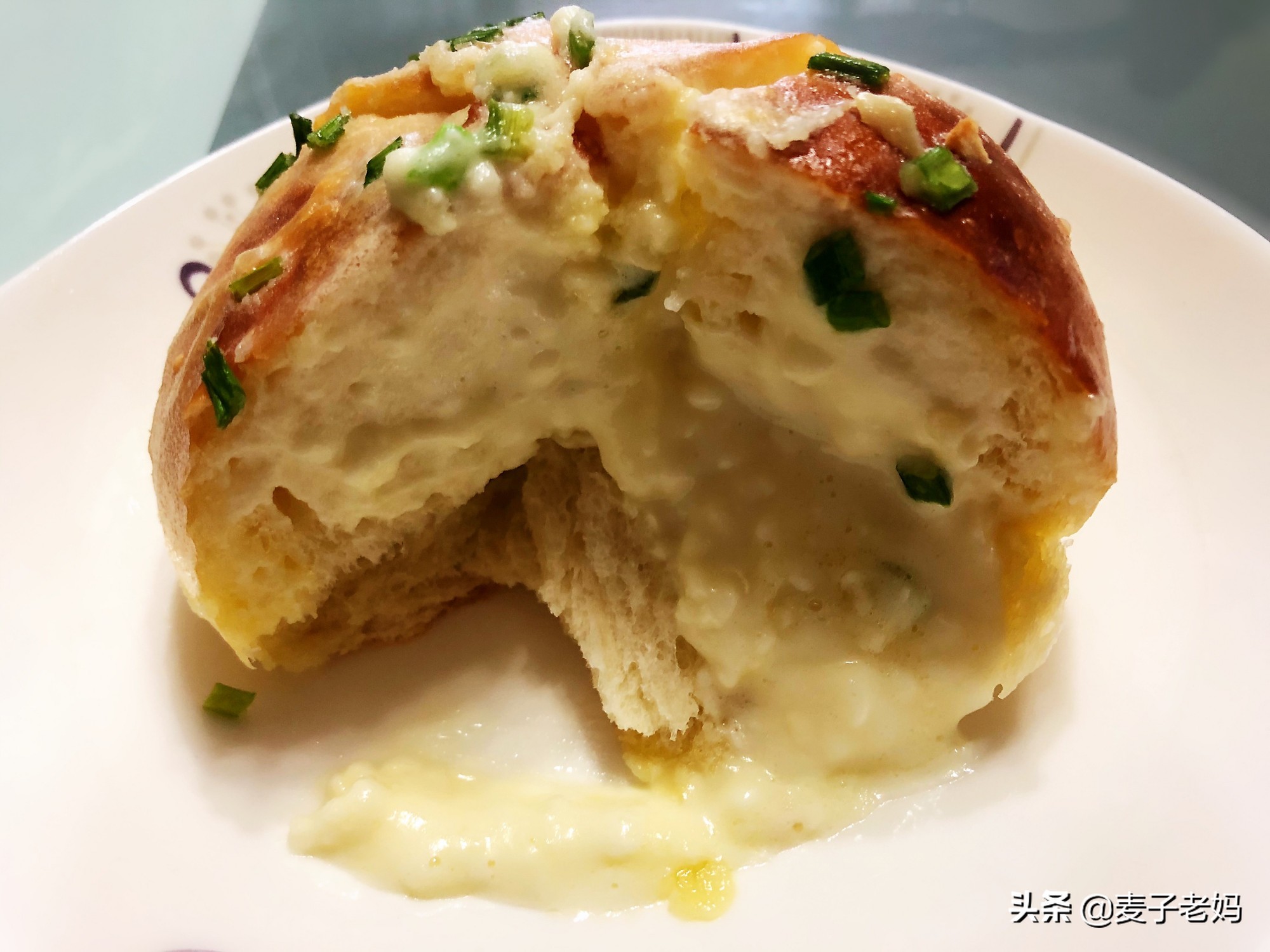 风靡韩国的网红面包,不用烤箱烤简单又方便的拉丝面包